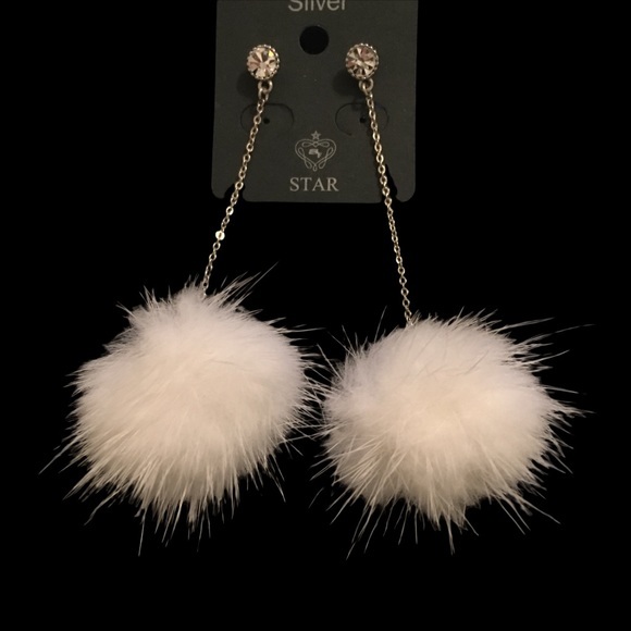 Silver Star White Pom Pom Dangle Fashion Earrings - Picture 2 of 8